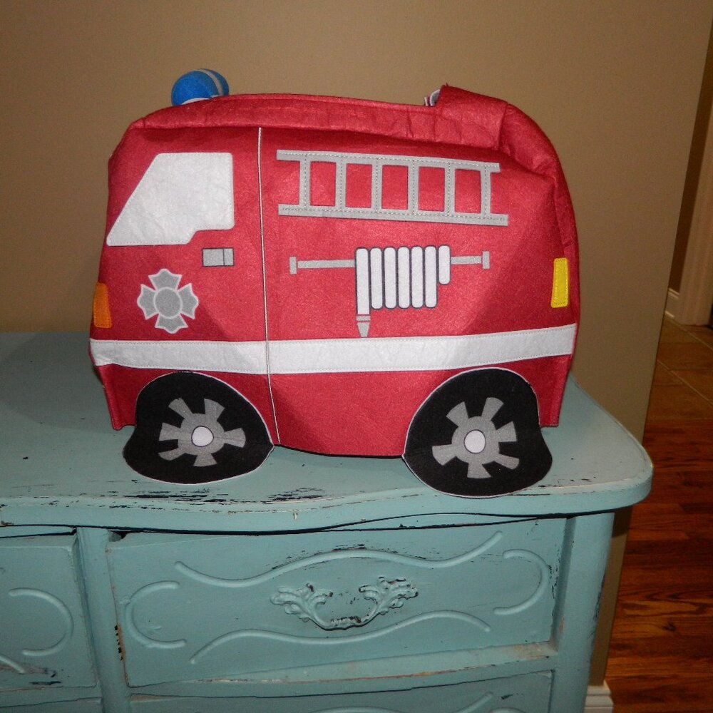 Pottery Barn Kids Light Up & Sound Firetruck Costume Size 3T